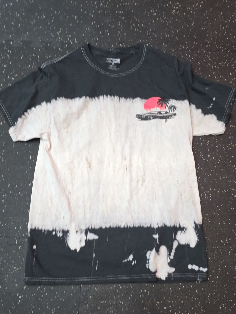 Retro Sunset Tie-Dye Graphic Tee - Black & White